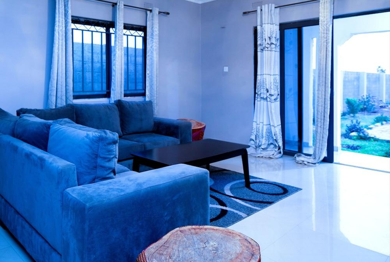 Others 5, Exquisite Modern Apartment in Lusaka, Lusaka