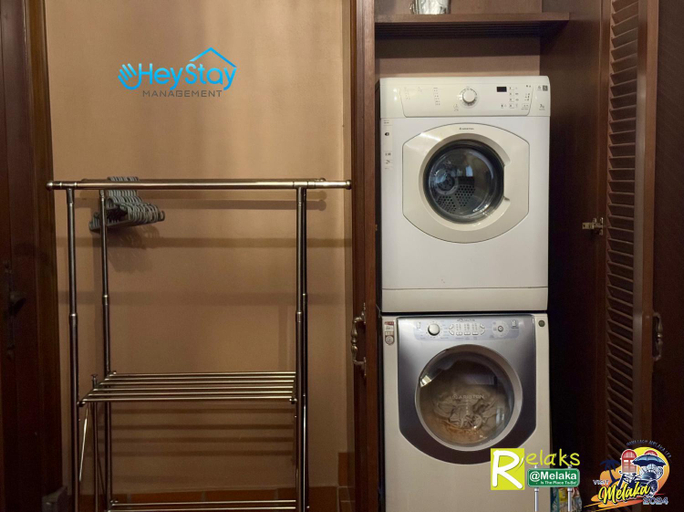 Bathroom 3, CasaDeRio DeluxRiverSuite Walk5minsToJonkerSt by HeyStay Management, Malacca City