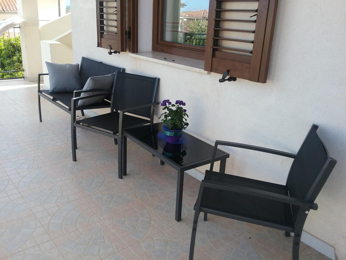 Others 4, B&B da Rosella, Ogliastra