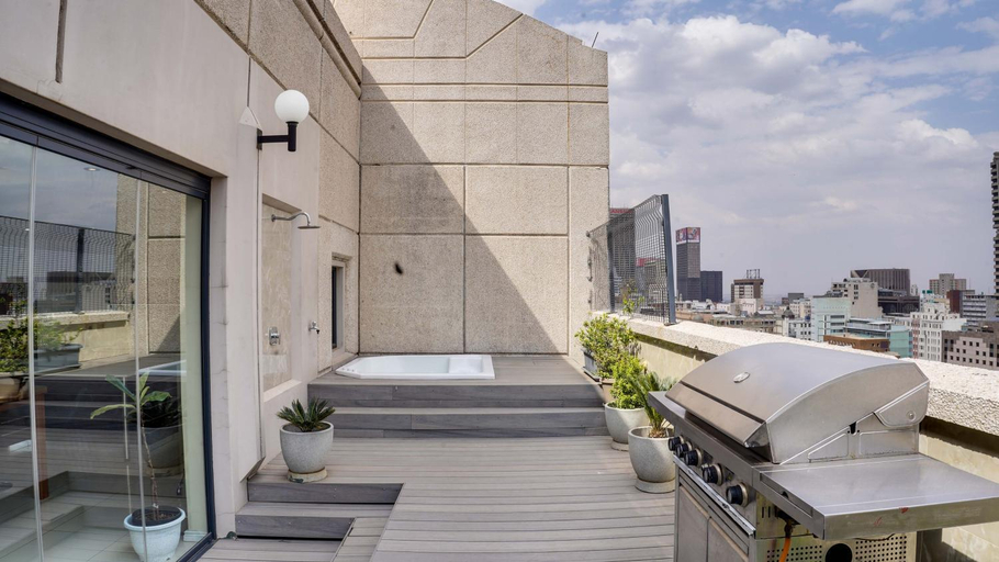 Others 3, 4 on Pritchard Luxury Suites, City of Johannesburg