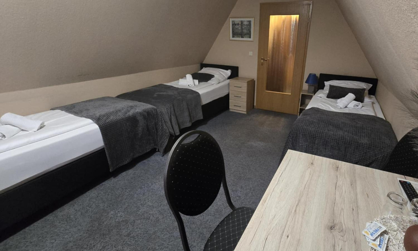 Bedroom 2, Hotel Alter Ritter, Ansbach