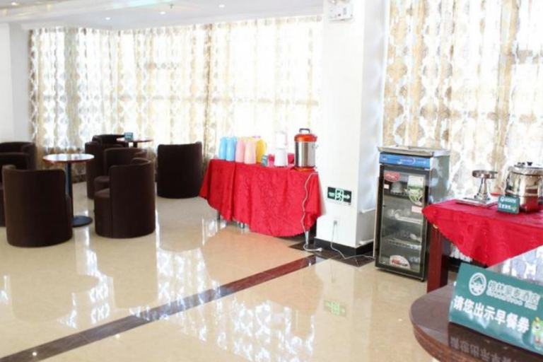 Food & Drinks 4, GreenTree Inn Baiquan Binfen Plaza, Zhoushan