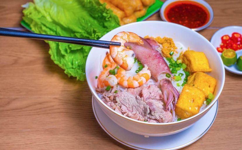 Food & Drinks 5, Nha nghi Anh Dung, Hạ Long