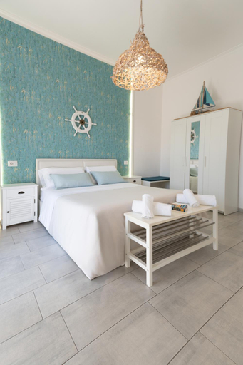 Bedroom 2, Catania Over Time - Tourist Rooms, Catania