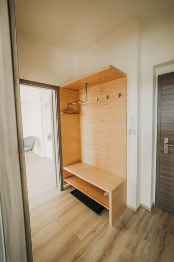 Others 4, CityBeat Apartments, 400m from the square, Plzeň