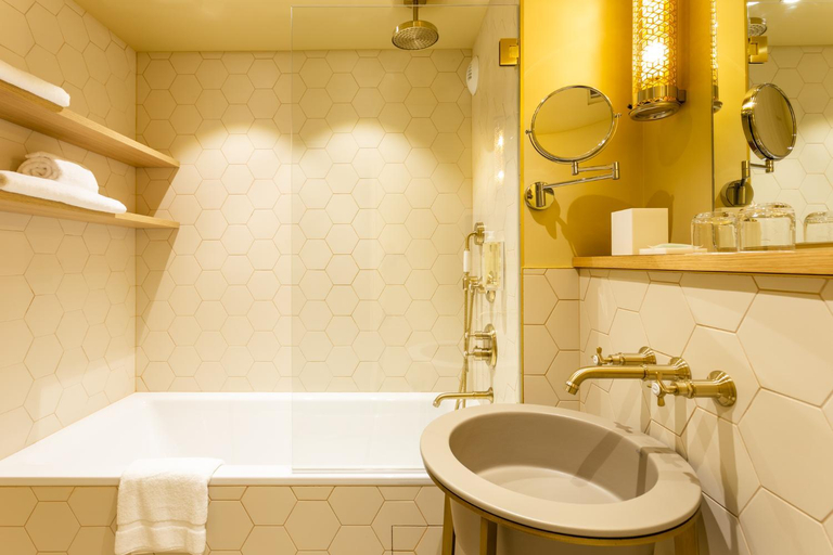 Bathroom 4, Hotel de l'Avenir, Paris