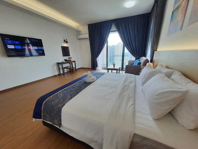 Bedroom 2, Swan Garden Resort Hotel, Malacca City