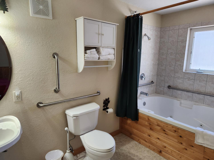 Others 5, Viking Bay Resort and Lodge, Douglas