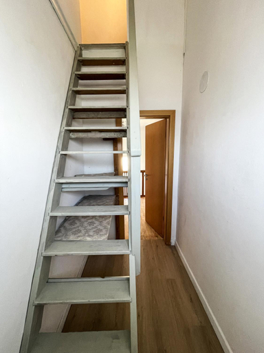 Others 4, Berchem - Guest House, Luxembourg