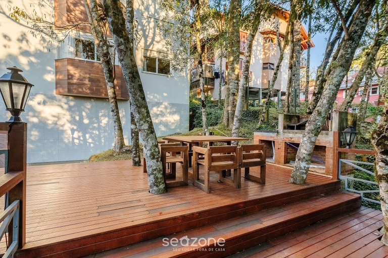 Outdoor dining 4, Apto Moderno c/ 3Qts 700m do Lago Negro ALT0402, Gramado