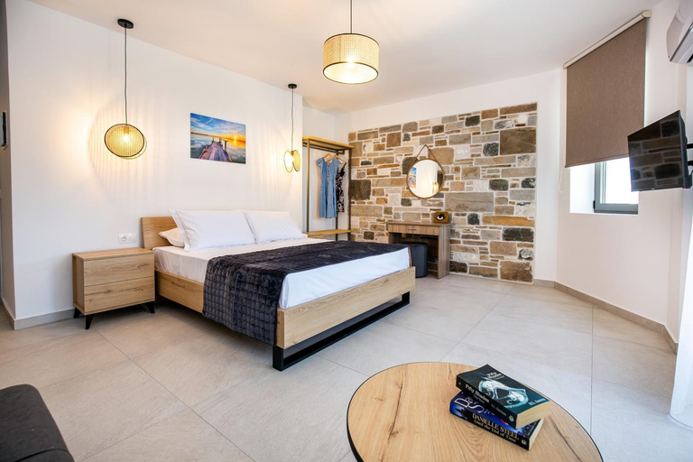 Others 5, Vlashi Apartments, East Macedonia and Thrace