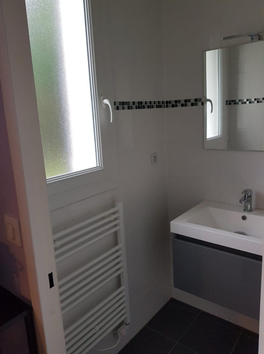 Bathroom, Chambre Proche Asterix, Parc Expo Villepinte, CDG, Bourget, Val-d'Oise