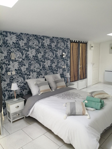 Others 5, Chambre La Cote Sauvage, Charente-Maritime