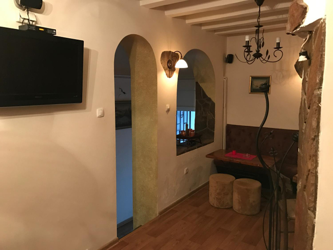Others 4, Apartman, Čačak