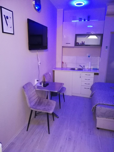 Others 3, Blue Carpet Rooms, Niš