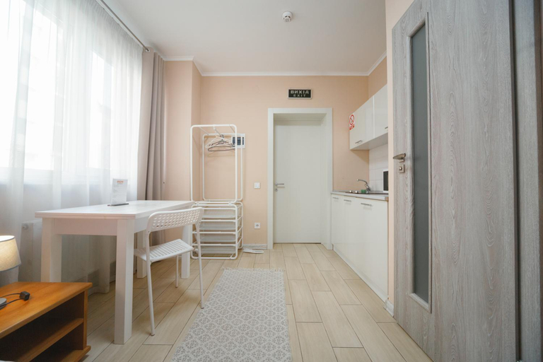 Others 5, BonApart, L'vivs'ka
