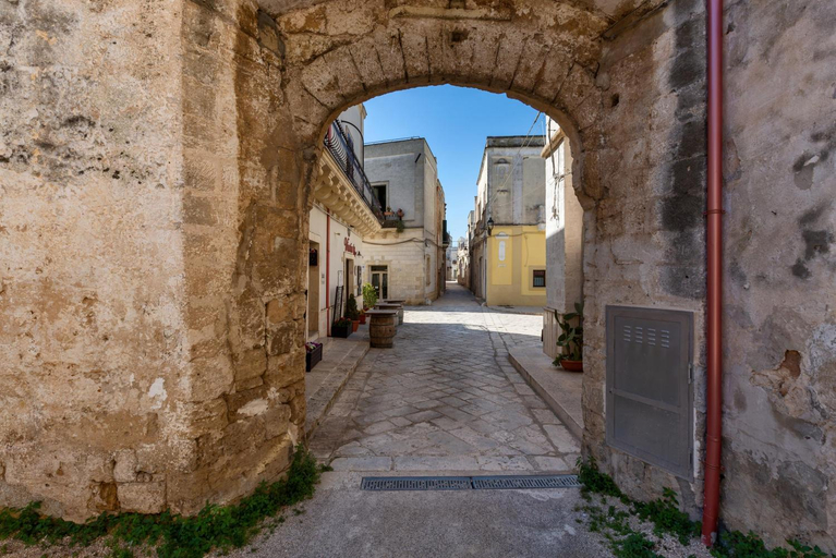 Others 4, B&B Nu Suennu, Taranto