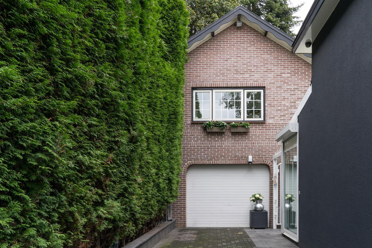 Others 3, CENTRUM-MARIASTRAAT-APELDOORN, Apeldoorn