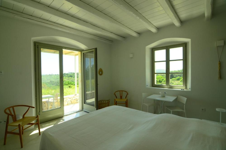 Others 3, Island residence, Attica