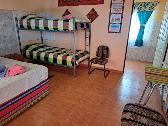 Bedroom 2, Hostal Amigo Lucho, El Loa