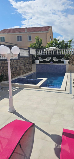 Others 5, Aphrodite Apartment