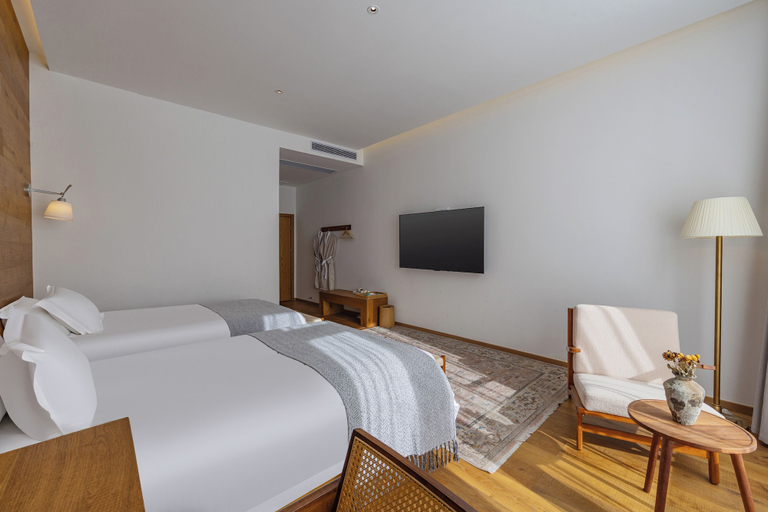 Room 3, Yunfu Mid Hill Resort Hotel, Shennongjia