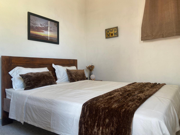 Others 4, M'Serenity Guest House, Analamanga