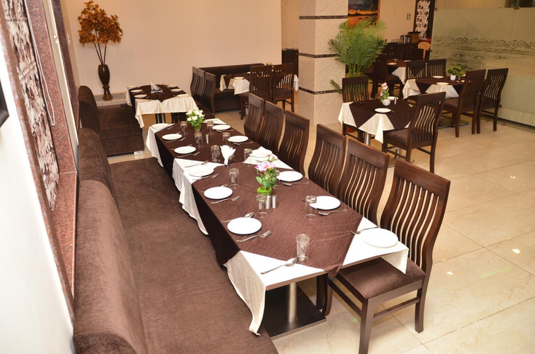 Food & Drinks 2, Regal Hotel and restaurant, Mathura