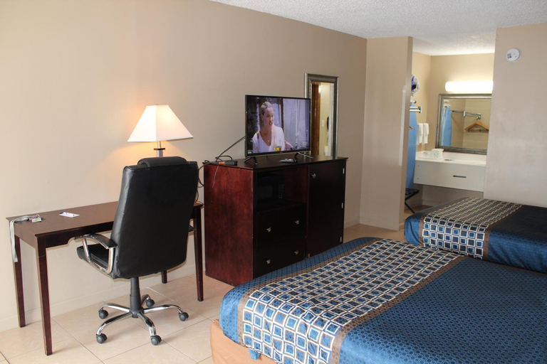 Bedroom 2, Highland Inn Denham Springs Baton Rouge East, Livingston