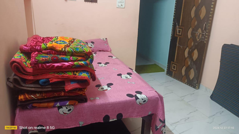 Others 4, Vaishnavi home stay, Mathura