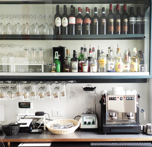 Food & Drinks 5, Tric Trac Hostel, Napoli