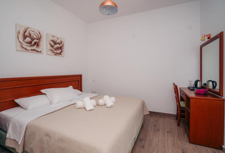 Bedroom 1, Archontou, South Aegean