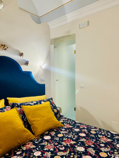 Bedroom 2, Sangiuliano Suite, Catania