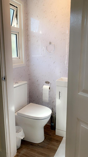 Others 5, Mon Repos Private Rooms Heathrow Airport, London