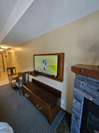 Others 4, Falcon Crest Canmore Banff, Division No. 15