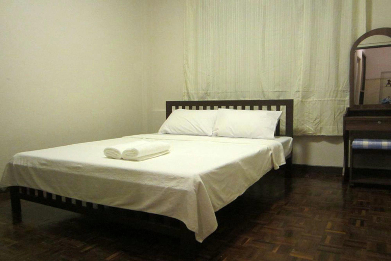 Bedroom 3, Stay Hostel, Wattana