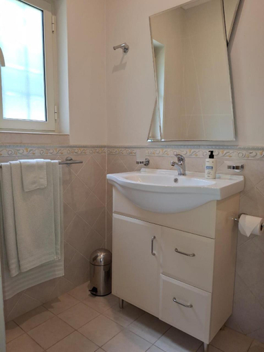 Others 5, BaobabSuites, City of Johannesburg