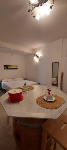 Others 4, Casa F., Siena