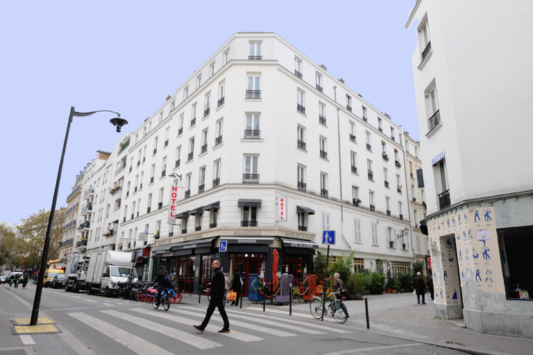 Others 4, Hotel De La Poste, Paris