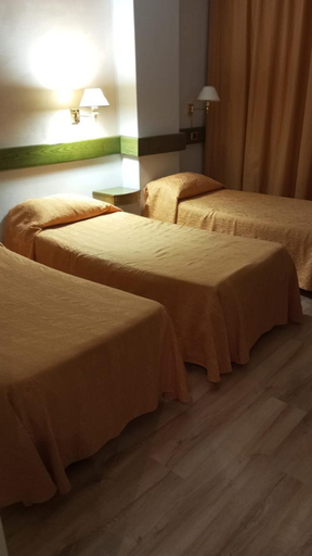 Bedroom 3, Eurohotel, Piacenza