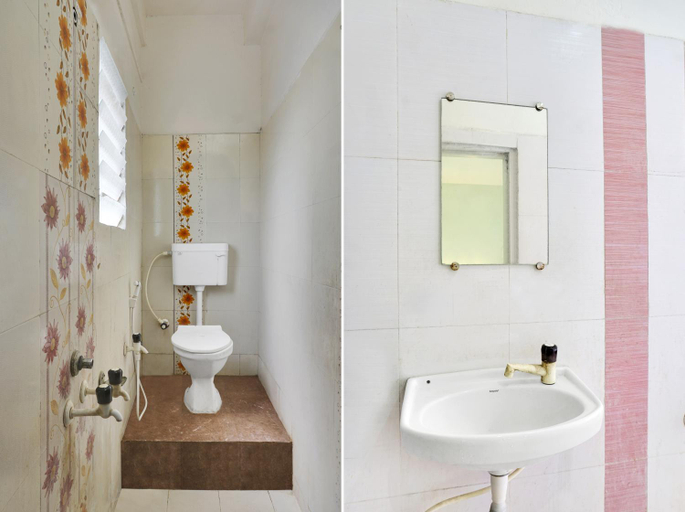 Bathroom 5, Hotel Sayba Classic, Solapur