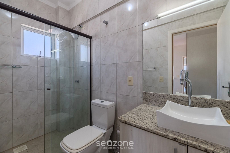 Bathroom 3, Charming Apt 550m From Pereque Beach - Rne0301, Porto Belo