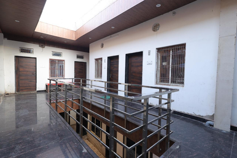 Public Area 2, Hotel Shyam Inn, Mathura
