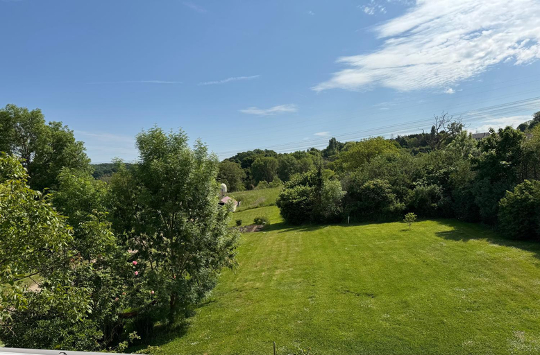 Others 3, Chez Isabelle, Moselle