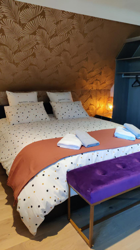 Others 4, Les coquelicots - Chambre Lea, Yvelines