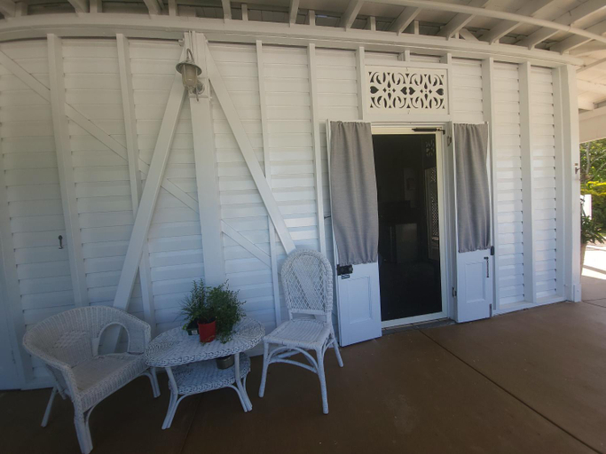 Others 5, Ribbonwood Bed & Breakfast, Emu Park Qld, Livingstone - Pt B