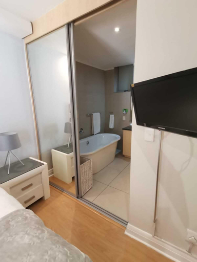 Room 4, Glammys Suites at Hydro, City of Johannesburg
