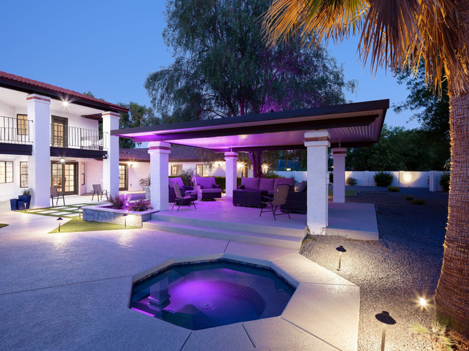 Interior 5, Luxe-paradise Palace-pool-spa-guest House & More!, Maricopa