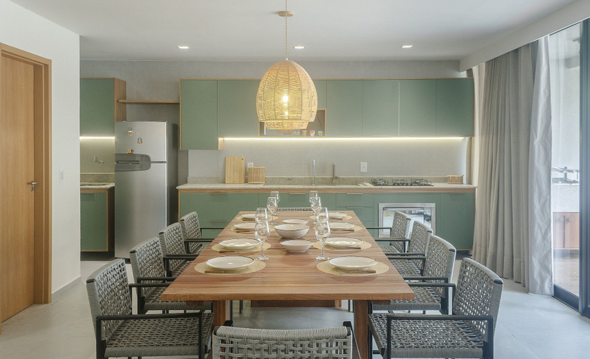 Dining 2, Modern apt With Pool and 3 Suites Vka0115, Porto de Pedras