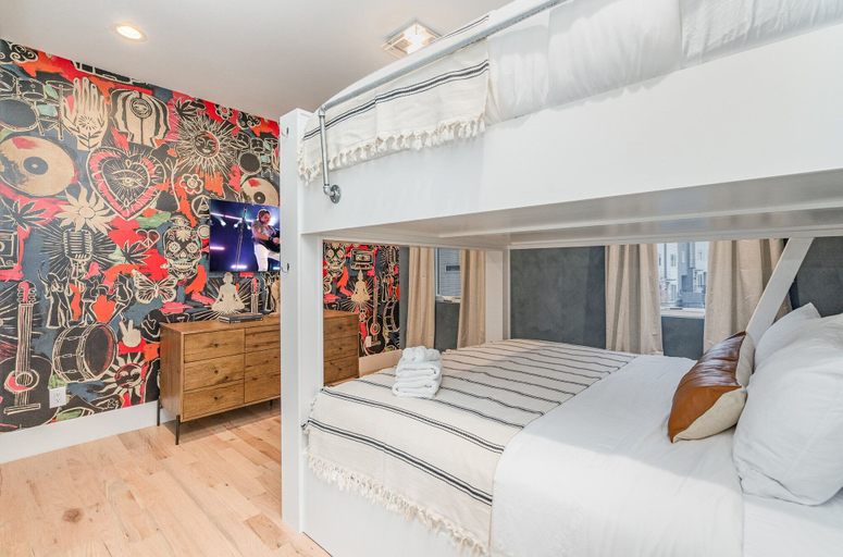 Interior 4, High Note-2 Rooftop Decks-3 Mins to Broadway, Davidson